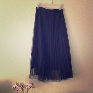 Zara Ankle-Length Pleated Skirt